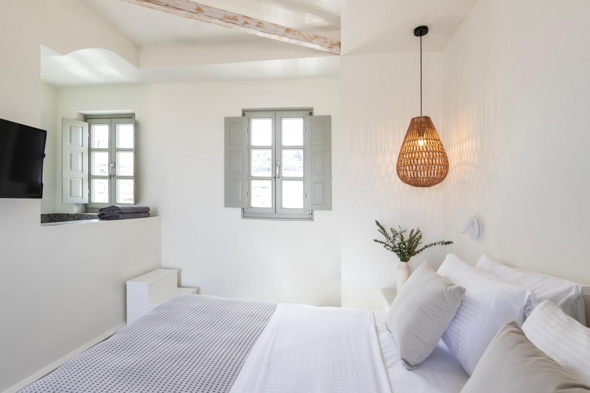 Frescoes Luxury Suites By Kb Hospitality Mesaria Exteriör bild
