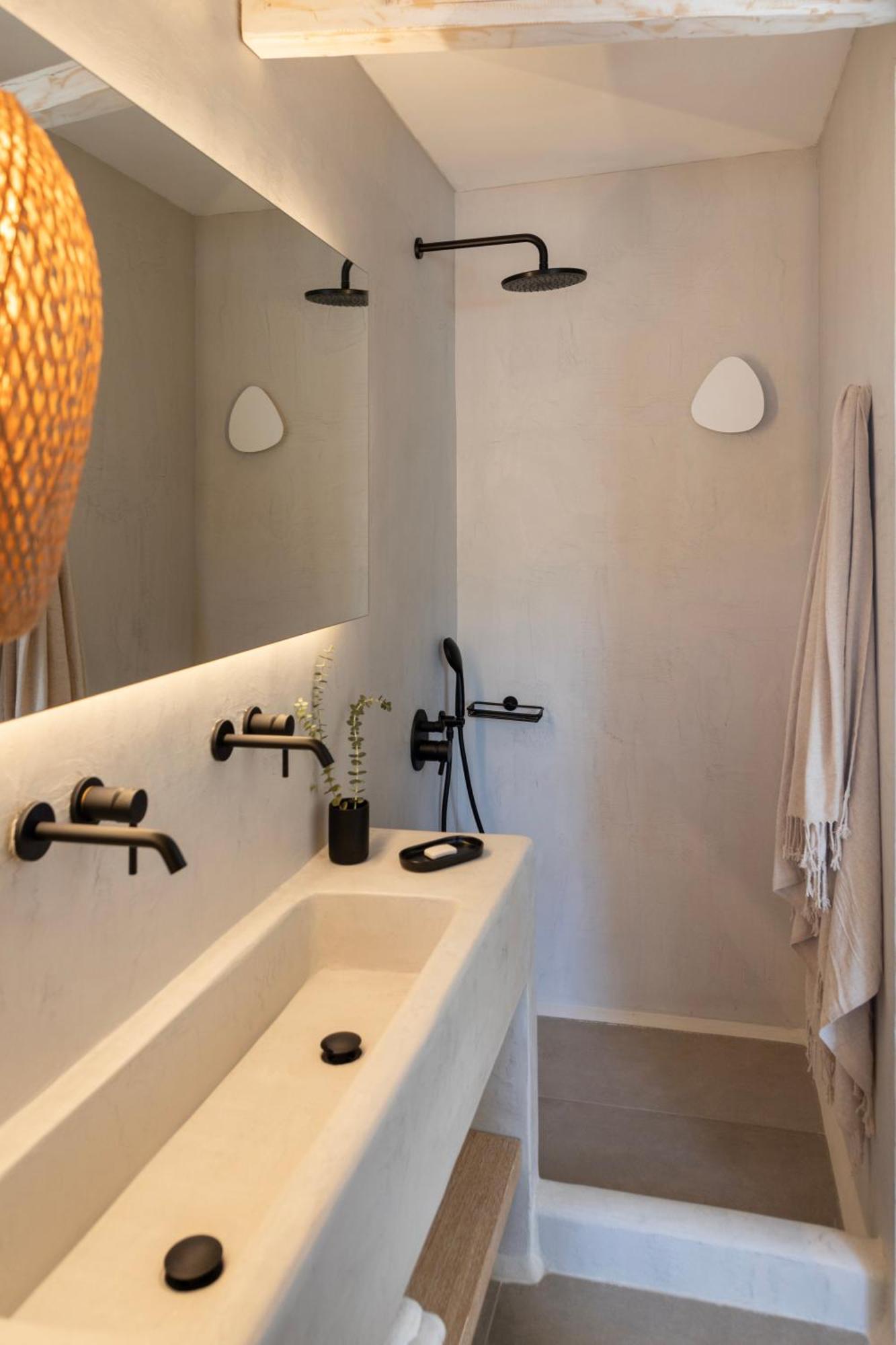 Frescoes Luxury Suites By Kb Hospitality Mesaria Exteriör bild