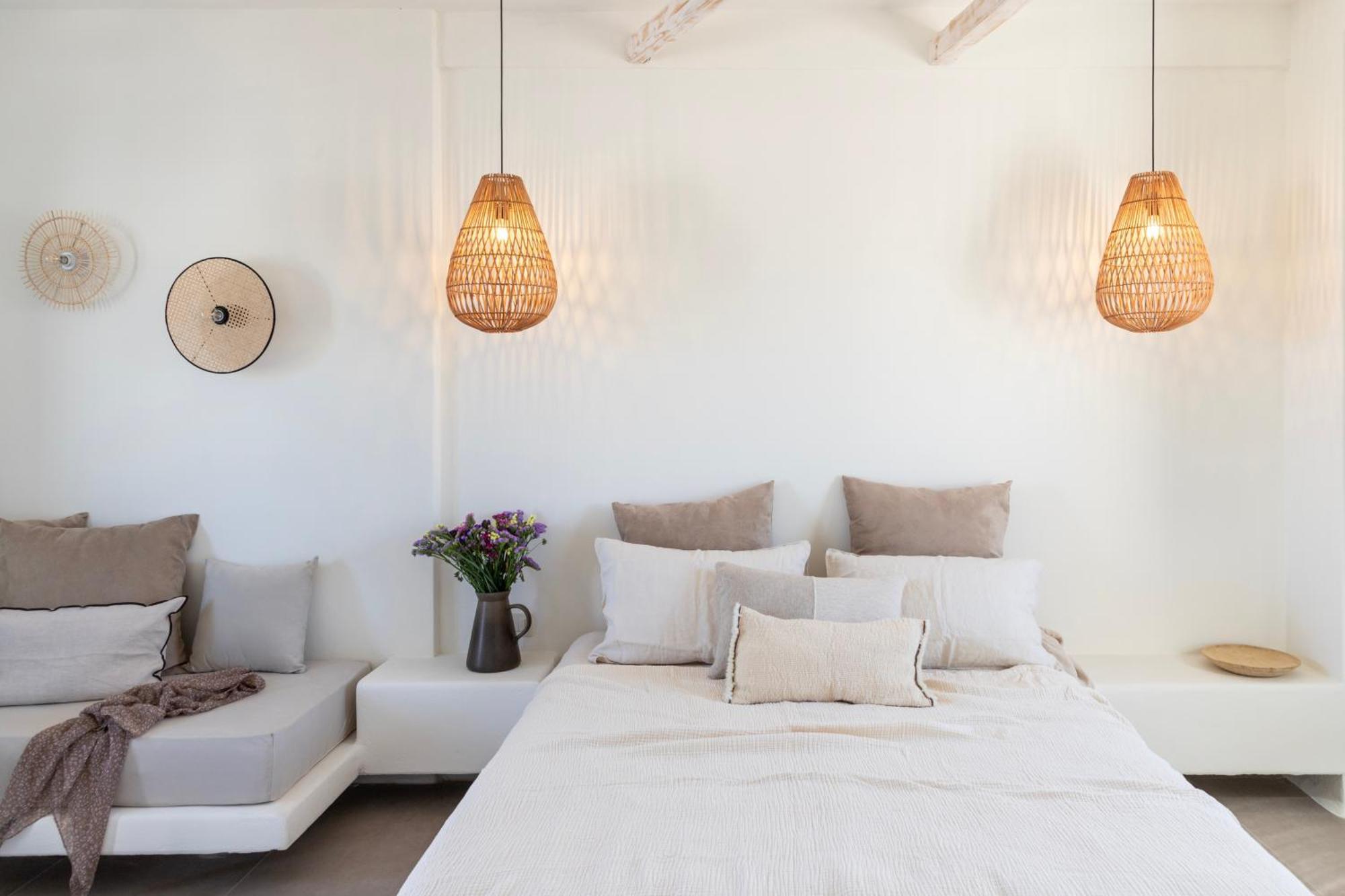 Frescoes Luxury Suites By Kb Hospitality Mesaria Exteriör bild